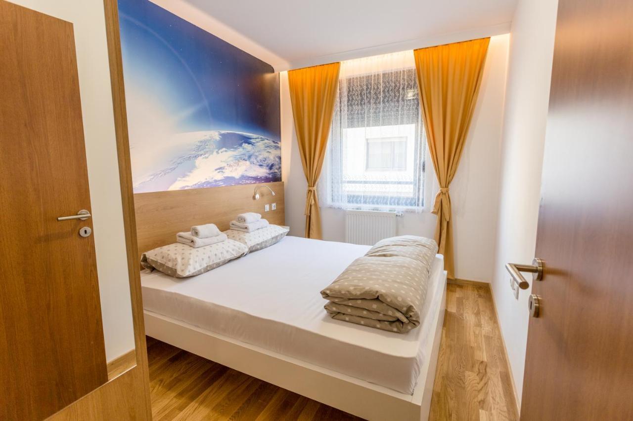 Santa Maria 4 Star Apartments Nis Bagian luar foto